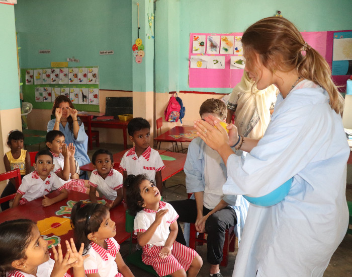 preschool teaching volunteer